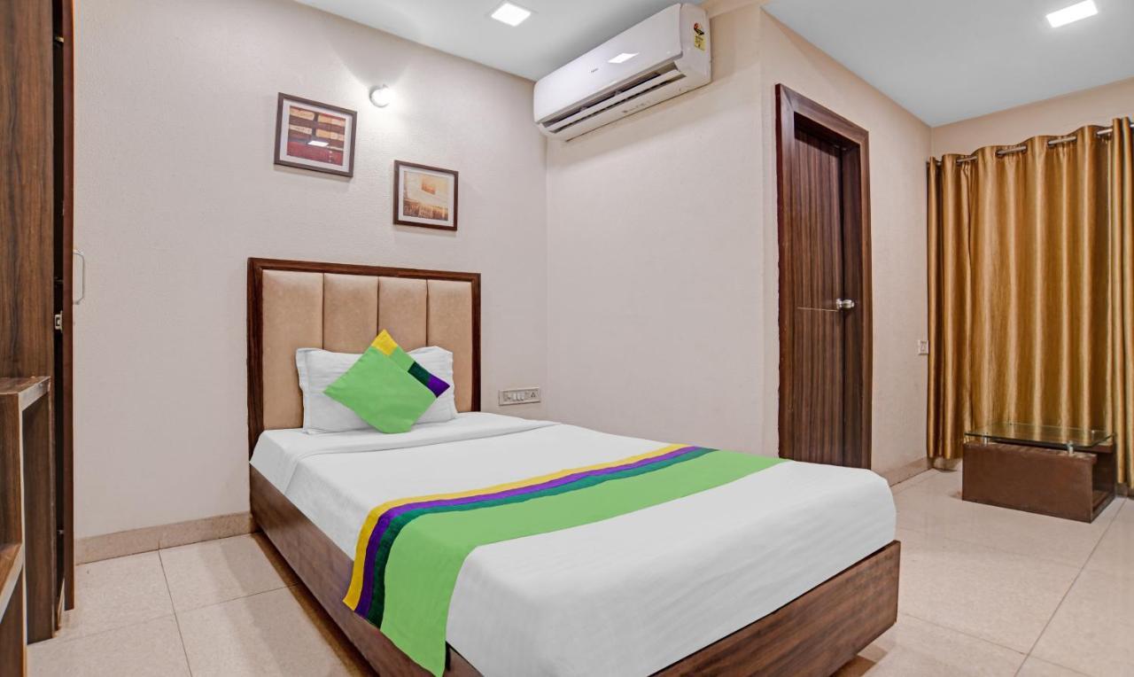 Hotel Treebo Trend Royal Galaxy Park Indore Exterior foto