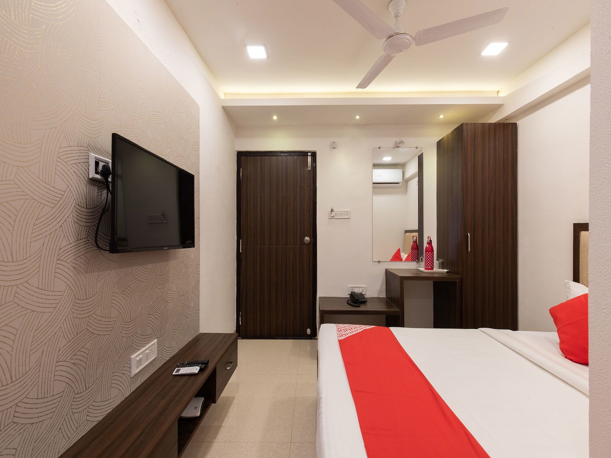Hotel Treebo Trend Royal Galaxy Park Indore Exterior foto